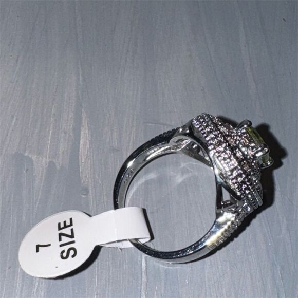 Cushion Double Halo Green Peridot Sterling Silver Cocktail ring in size 7. - Picture 2 of 12